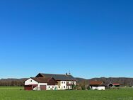 Schönes Bauernhaus - Bauernsacherl mit ca. 20.660 m² Grund in Alleinlage - Gemeindegebiet Haiming - Haiming