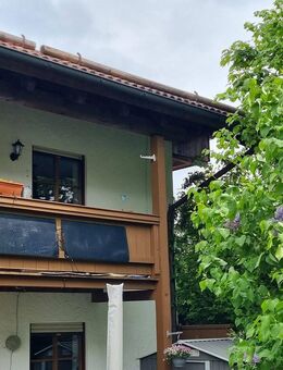 Gepflegte 3 Zimmer Maisonette Wohnung in zentraler und ruhiger Lage mit Süd- und West Balkon - Otterfing