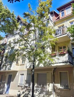 Schöne EG 2 Zi Whg mit Balkon in gefragter Lage von Magdeburg - Magdeburg