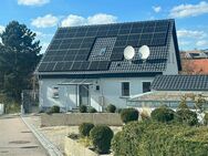 Komplett saniertes 3 Familienhaus mit neuer Photovoltaik-Anlage! Für Eigennutzer und Kapitalanleger! - Heimsheim