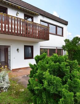 Wohnerlebnis im idyllischen Waldaschaff: Charmantes Haus mit Garten, Balkon und Doppelgarage - Waldaschaff