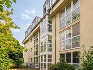 Gepflegte 3-Zimmer-Wohnung mit Erbbaurecht, Wintergarten, Wannenbad und TG-Stellplatz - Köln
