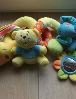 Spielspirale bunte Plüschtiere zum Greifen Tasten Fühlen Plüschspirale Bruin Baby-Spielzeug 4,- - Flensburg