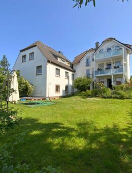 Attraktives Eckgrundstück mit zwei Mehrfamilienhäusern - Solingen (Klingenstadt)