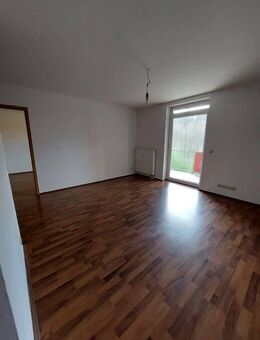 2-Zimmer Wohnung (WE 8) mit Balkon in 08606 Oelsnitz, Egerstraße 124 - Oelsnitz