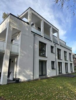 4 Zimmer mit zwei Balkonen, Tiefgarage und Aufzug - Hamburg