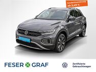 VW T-Roc, 1.0 TSI Move, Jahr 2023 - Forchheim (Bayern)