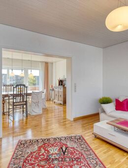 Gemeinsam wohnen, individuell leben - Ihr Zuhause mit zwei Einheiten und großem Garten - Nürtingen