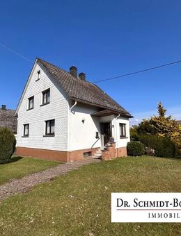 Gemütliches Einfamilienhaus auf sonnigem Grundstück in bevorzugter Lage von Höhn. - Höhn
