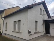 Einfamilienhaus mit zusäzlichen Baugrundstück in Ensdorf - Ensdorf (Saarland)