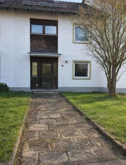 Reihenmittelhaus mit Garage und ausbaubarem Dachboden - Mindelheim