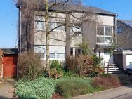 NE-Holzheim, Rendite oder (Teil-)Selbstnutzung: freistehendes 3-FH, Einzelgarage u. KFZ-Stellplatz - Neuss