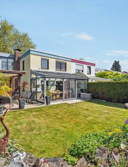 Zuhause ankommen: Reiheneckhaus mit PV-Anlage, Speicher und Klimaanlage - Tamm