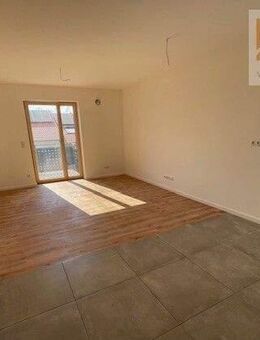 Erstbezug! 2 Zimmerwohnung, Erdgeschoss - Neubau mit Terrasse und Stellplatz in Gerolzhofen - Gerolzhofen