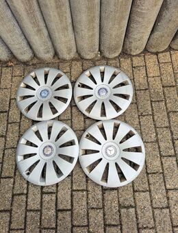 4 Radzierblenden 16" Original Mercedes B Klasse, 245 G/ WDD2462421Verkaufwegen Fahrzeugwechsel - Wuppertal