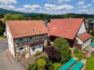 Viel Platz und Licht für die große Familie - Einfamilienhaus mit Scheune, Hof- und Gartenfläche - Berkatal