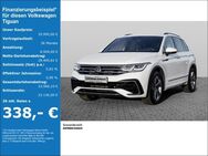 VW Tiguan, 2.0 TDI R-Line, Jahr 2022 - Grevenbroich