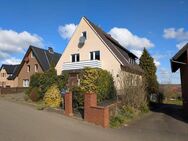 Zweifamilienhaus mit Doppelgarage in Eilhausen zu verkaufen - Lübbecke