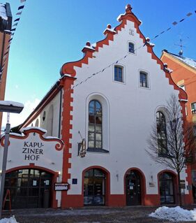 127 m², 6-Zimmer Büro oder Praxiseinheit, 1.OG mit Lift, Fußgängerzone Villingen, in historischem Gebäude