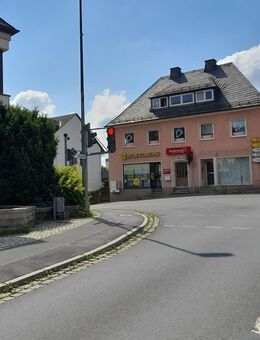 Wohn - und Geschäftshaus in zentraler Lage von Naila - Naila