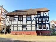 Hübsches Fachwerkhaus mit Nebengebäude für den Handwerker - Feldatal