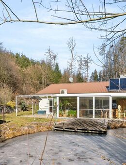 Einfamilienhaus mit Waldblick in idyllischer Lage in Aichach-Sulzbach - Aichach