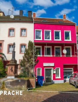 Ein Haus mit viel Platz. Das Haus ist in der Alt·stadt von Dudeldorf. - TEXT IN LEICHTER SPRACHE - Dudeldorf