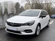 Opel Astra, 1.2 Elegance RKam WinterPaket, Jahr 2022 - Rüsselsheim