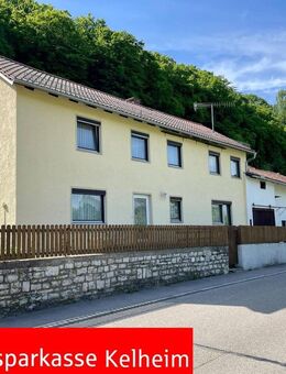 Freistehendes Einfamilienhaus mit Wirtschaftsgebäude in Neuenhinzenhausen - Altmannstein