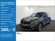 VW T-Roc, 1.0 TSI VW Active, Jahr 2021 - Velbert