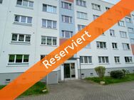 Moderne Eigentumswohnung mit 3 Zimmer, Balkon & Stellplatz in Zeitz am Michaelpark zu verkaufen. - Zeitz