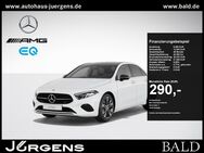 Mercedes A 200, Limo Progressive Night 18, Jahr 2023 - Lüdenscheid