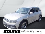 VW Tiguan, 2.0 TDI R-Line Highline, Jahr 2020 - Osnabrück