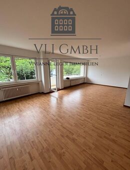 Großzügige, frisch renovierte 4-Zimmer-Wohnung, 2 Balkonen, Garage - Toplage Saarbrücken-Rotenbühl - Saarbrücken