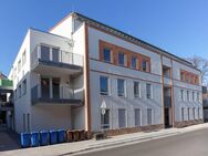 NEUBAU-ERSTBEZUG: ALTERS- / BEHINDERTENGERCHTES WOHNEN MIT TOLLER AUSSTATTUNG, BALKON & STELLPLATZ MITTEN IN HOCHSPEYER - Hochspeyer