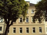 W0869 - große 2-Raum-Dachgeschosswohnung im Riesa-Zentrum - Riesa