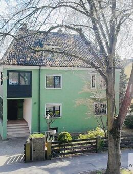 Vielseitiges Einfamilienhaus mit Wintergarten und großem Potenzial! - Straubing