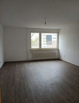 Modernisierte 3-Zimmer Wohnung mit Balkon in Bielefeld Sennestadt! - Bielefeld