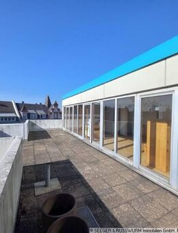 Südweststadt - Penthouse mit großer Sonnenterrasse und Schwarzwaldblick - Karlsruhe