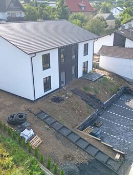 Erstbezug in Selbach-Wissen - Energiesparendes Reihenendhaus im Neubau (A+) - Wissen