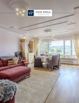 Großzügige 4 Zimmer Wohnung mit Sonnenbalkon und Nähe zur Innenstadt - Esslingen (Neckar)