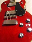 Hagstrom Schwede & Gitarrenverstärker von Peavey. Im sehr guten Zustand. in 47800