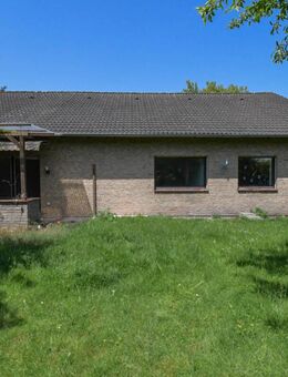 0804 - Ein Ort zum Ankommen - Bungalow mit viel Platz und Potenzial in ruhiger Lage! - Edewecht