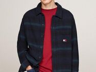 Tommy Jeans Hemdjacke TJM BADGE CHECK OVERSHIRT kariert