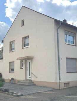 Gepflegtes Zweifamilienhaus im Herzen von Datteln zu verkaufen - Datteln
