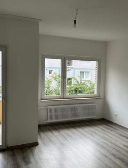 Familienwohnung mit Balkon in Meiderich.. - Duisburg