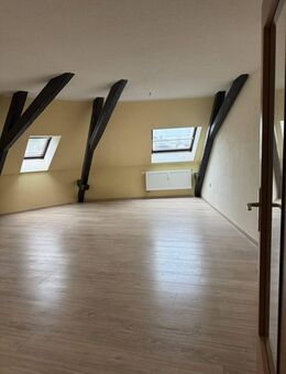 Attraktive Eigentumswohnung Dachgeschosswohnung in Lengenfeld – Kapitalanlage oder Eigennutzung - Lengenfeld