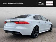 Jaguar XF 25t R-Sport Blackp TFT Meridian LED Totwinkel - Bruchköbel