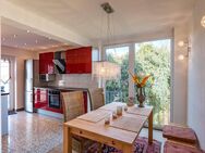 KENSINGTON - Exklusives Wohnerlebnis: Stilvolle Maisonette-Wohnung über drei Etagen mit schönem Wintergarten in Neu-Aubing - München