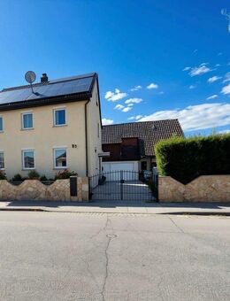 Altbaucharme neu gedacht - Modernisiertes Einfamilienhaus mit Photovoltaik & Wärmepumpe - Eislingen (Fils)
